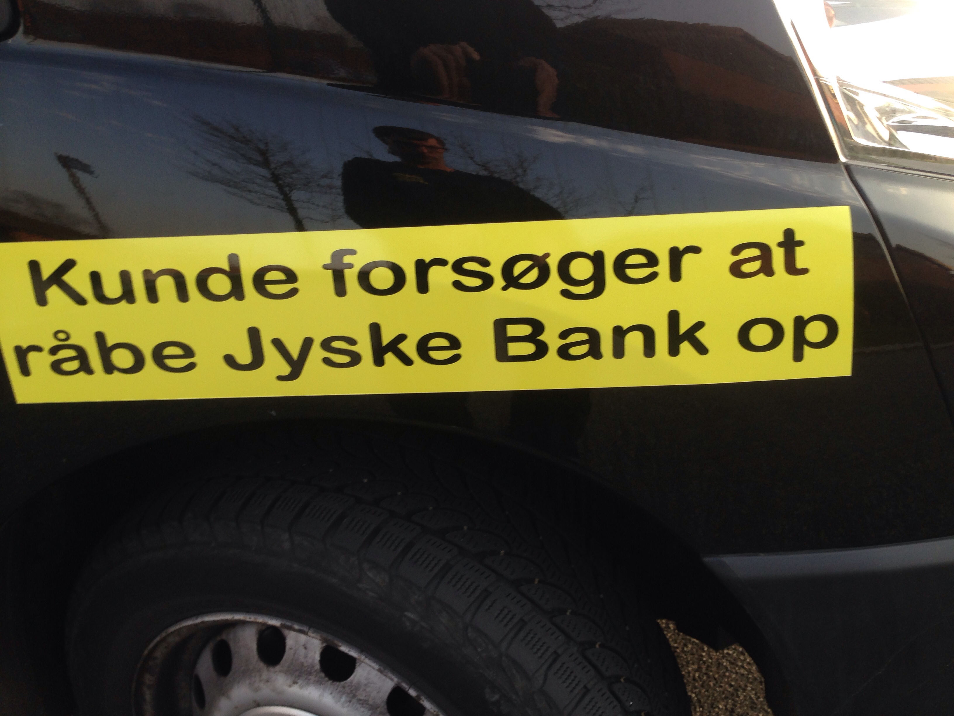 #Forbryder #jagt på jyskebanks uhæderlighed, utroværdighed løgnagtighed. #Jagten er gået ind, for at få #kriminelle #banker som #jyskebank til at stoppe med deres #bedrageri og bevist #svindel af kunder :-) En lille sag som jyske Banks ordstyrende formand Anders Dam, DIRÆKTE ved mail fik oplyst 25 maj 2016 At der ikke fandtes noget lån At påstået rentebytte ikke var aftalt til lån som ikke fandtes :-) Anders Christian Dam Tænkte over Mailen med disse oplysninger, og vælger at lade sin mægtige bestyrelses ven Philip Baruch fra advokat virksomheden Lund Elmer Sandager lyve, og ingurer kunden i jyske bank Lund Elmer Sandager har i forvejen løget i svarskrift over for retten, derfor virker det helt naturligt at Advokaterne LES vil fortsætte med deres løgne, for at skuffe i retsforhold. :-) EN SAG OM SVINDEL I JYSKE BANK, SVINDEL OG BEDRAGERI UDFØRT AF JYSKE BANK DENNE SVINDEL OG BEDRAGEI SOM JYSKE BANK BEVIST OG UHÆDERLIGT LAVER VÆLGER NYKREDIT AT BÅDE UDNYTTE OG DÆKKE OVER, FOR EGEN VINDNINGS SKYLD. :-) #Vidneliste i sagen BS 99-698/2015 er blandt andet Anders Dam CEO jyske bank Morten Ulrik Gade jyske bank Casper Dam Olsen Jyske bank Nicolai Hansen Jyske Bank Mette Egholm Nielsen Nykredit Som i retten skal afhøres under vidneansvar om deres medvirken til SVIDELEN i jyske bank som kunden ikke måtte opdage :-) Der er mange sager om jyske Bank der kører reklamer på at være en anderleds bank :-) En bank som DIRÆKTE lyver over for bankens kunder, for at den svindel jyske bank bevist udfører mod kunder Og med CEO Anders Dam i spidsen 31 maj 2016 valgte at jyske Bank at jyske bank skulle fortsætte med at bedrage kunder mest muligt. :-) David imod goliat Familien Skaarup fra Hornbæk imod den #løgnagtige og #bedrageriske #svindelbank jyske bank med Anders Christian Dam i spidsen for den tilsyndeladende yderst #udspekuleret #kriminelle #organisation #JYSKEBANK #KONCERN :-) Selfølgelig er #AndesDam / #jyskebank mange gange opfordret til dialog Og en offenlig debat på #jyskebanktv Hvis jyske bank koncernen ikke mener det oplyste er rigtigt Hvad så med at svare os. CEO Anders Dam Ring 22227713 Og aftal en gennemgang af sagens bilag, finder vi fejl skal de naturligvis rettes. :-) :-) Humoren er der stadig Og lad nu være med at #dræbe os, selv om denne mulighed sikkert har været oppe i #bestyrelsen Undgå #mord #attentat i mod jyske Banks kunder efter opdagelse af de bedrageri banken bevist laver. :-) Så hvis #jyskebank #planlægger at smide en #bombe i vores bil, fr at #sprænge os i luften, venligst lad være med de #mordplaner Der var den sorte humor Vi søger bare dialog og samtale med jyske Banks øverste Anders Dam :-) Læs serien og få den sjove historie om jyske Bank koncernen og deres mægtige ledere
